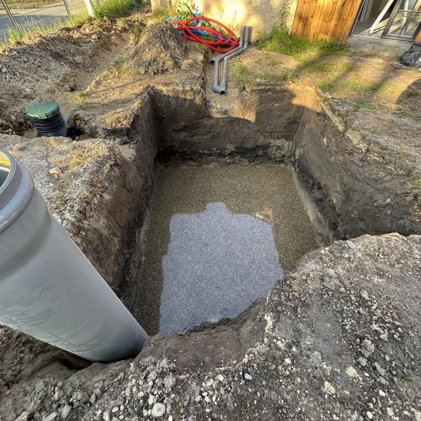 Pose d'une fosse filière compact